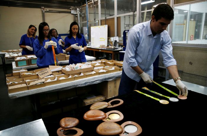 How Olympic Medals Are Made For The 2016 Olympic Games (21 pics)