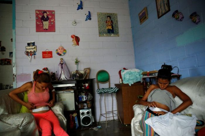 Women In Venezuela Have Had To Resort To Sterilization (14 pics)