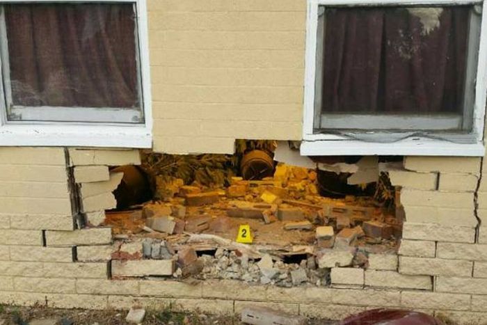 Driver Crashes Into House And Finds Unexpected Pot Stash (4 pics)