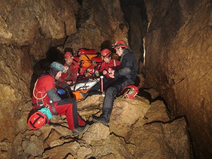 Underground Cave Shows Harsh Conditions Of The Underworld (13 pics)