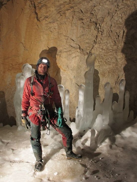 Underground Cave Shows Harsh Conditions Of The Underworld (13 pics)