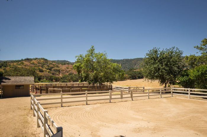 Apple Employee Mike Markkula Is Trying To Sell His Ranch For $45 Million (9 pics)