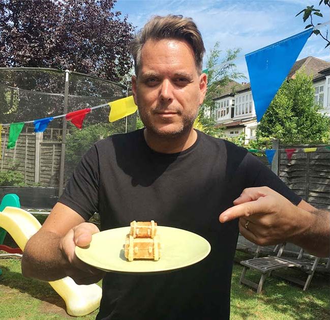 For This British Dad Breakfast Isn't A Meal, It's Art (10 pics)