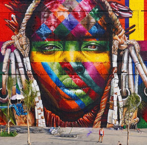 Brazilian Graffiti Artist Creates Breathtaking Mural For The Rio