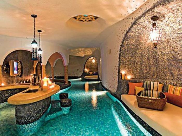 Gorgeous Pool Bars That Are Most Impressive (25 pics)