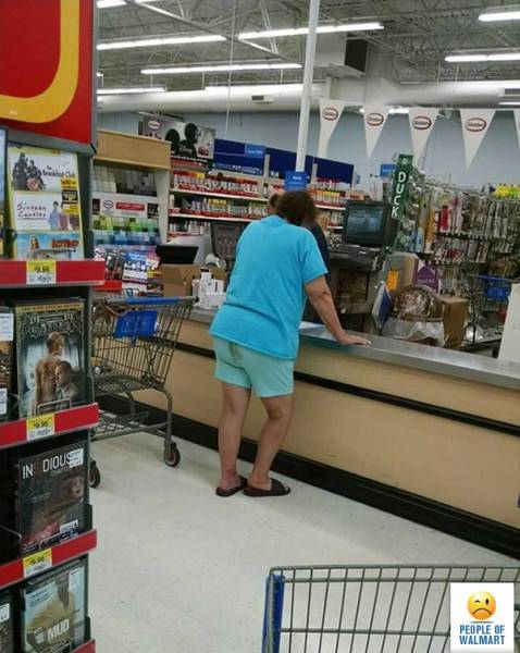 The People Of Walmart Always Wear The Most Cringeworthy Clothing (34 pics)