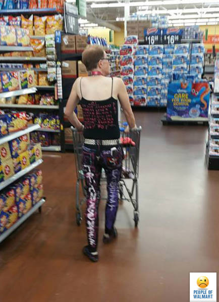 The People Of Walmart Always Wear The Most Cringeworthy Clothing (34 pics)