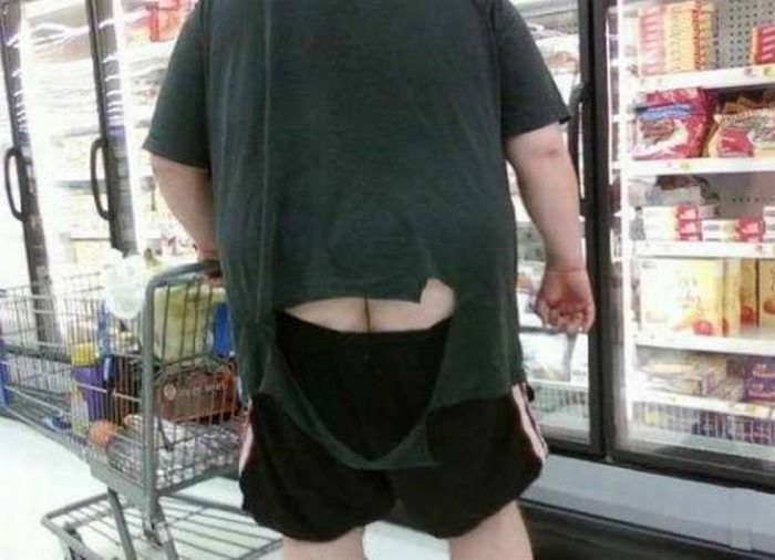 The People Of Walmart Always Wear The Most Cringeworthy Clothing (34 pics)