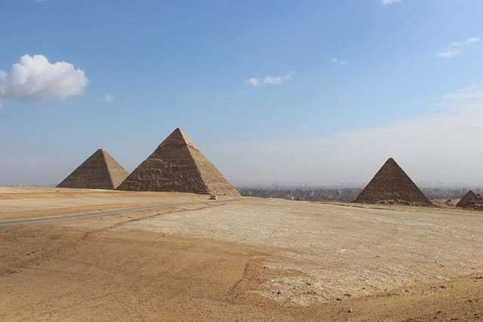 Famous Ancient Ruins From Around The World (15 pics)