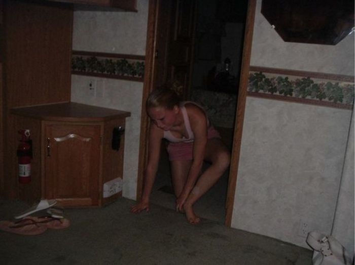 Girls With Stubbed Toes Make Awesome Sex Faces (18 pics)