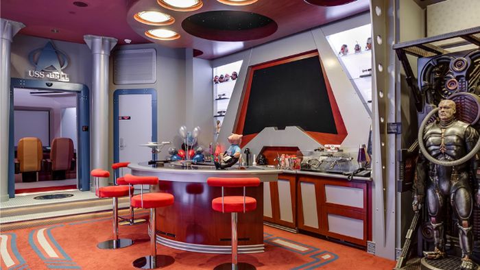This $1.5-Million Home Theater Is Every Star Trek Fan's Dream Come True (5 pics + video)