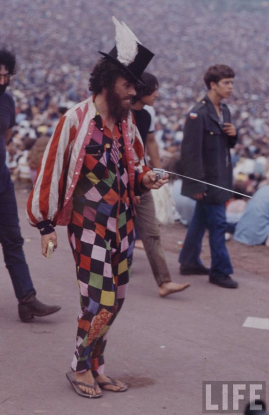 Photos That Show What It Was Like To Be At Woodstock In Pics