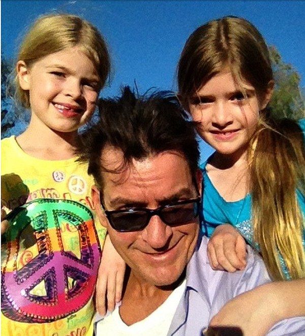 Famous Actors Hanging Out With Their Daughters (25 pics)
