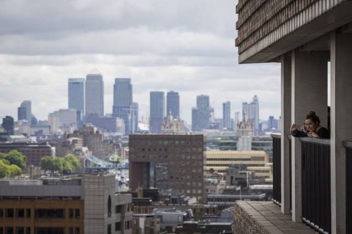 Things Everyone Needs To Know Before Moving To London (24 pics)