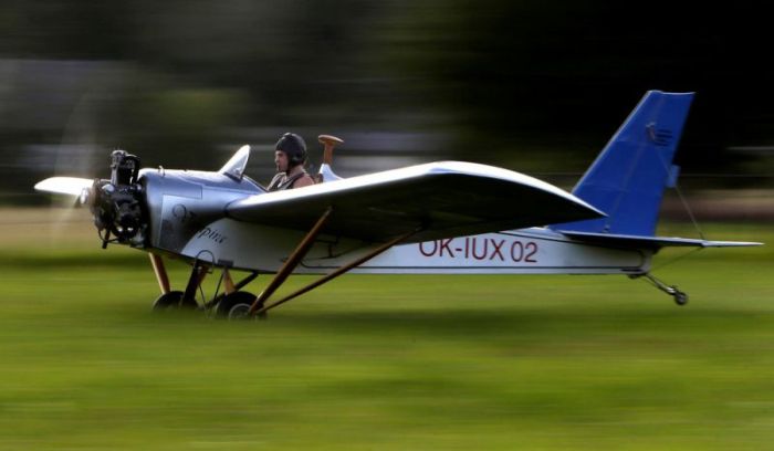 Mechanic Takes To The Skies In His DIY Airplane (13 pics)