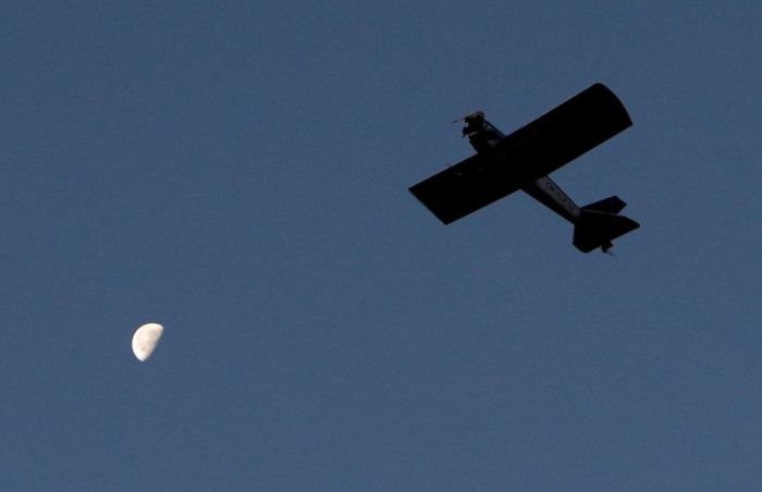 Mechanic Takes To The Skies In His DIY Airplane (13 pics)