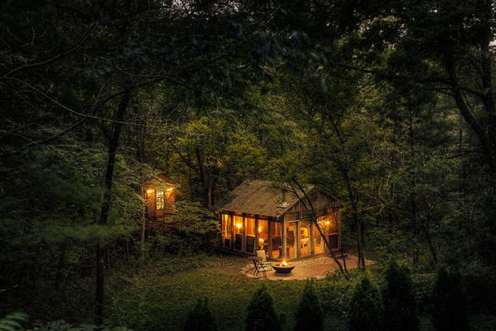 Secluded Cabins In The Woods That Are Perfect For A Getaway (47 pics)