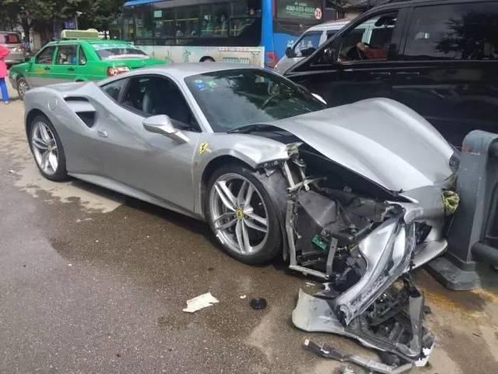 Two Ferraris Collide After A Dog Runs Into The Road (10 pics)