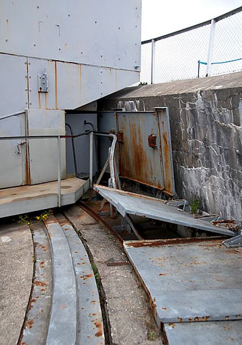 Inside An Abandoned Military Battery Vara In Norway (55 pics)