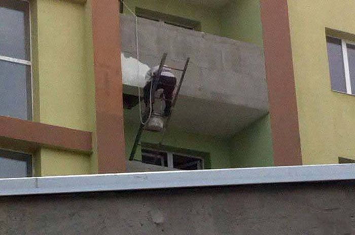 Safety First Is Not Something That These People Are Concerned With (40 pics)