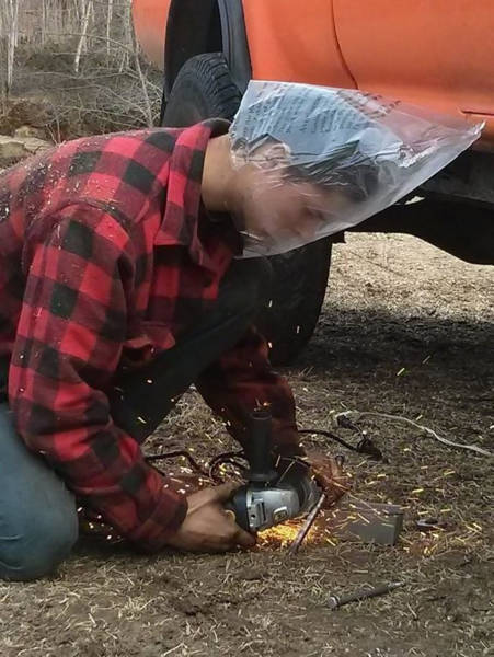 Safety First Is Not Something That These People Are Concerned With (40 pics)