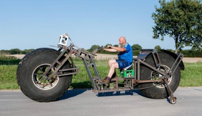 German Man Builds Heaviest Bike In The World (6 pics)