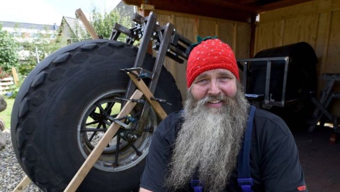German Man Builds Heaviest Bike In The World (6 pics)