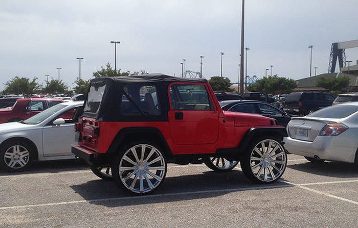 Cars That Will Make You All Kinds Of Confused (40 pics)