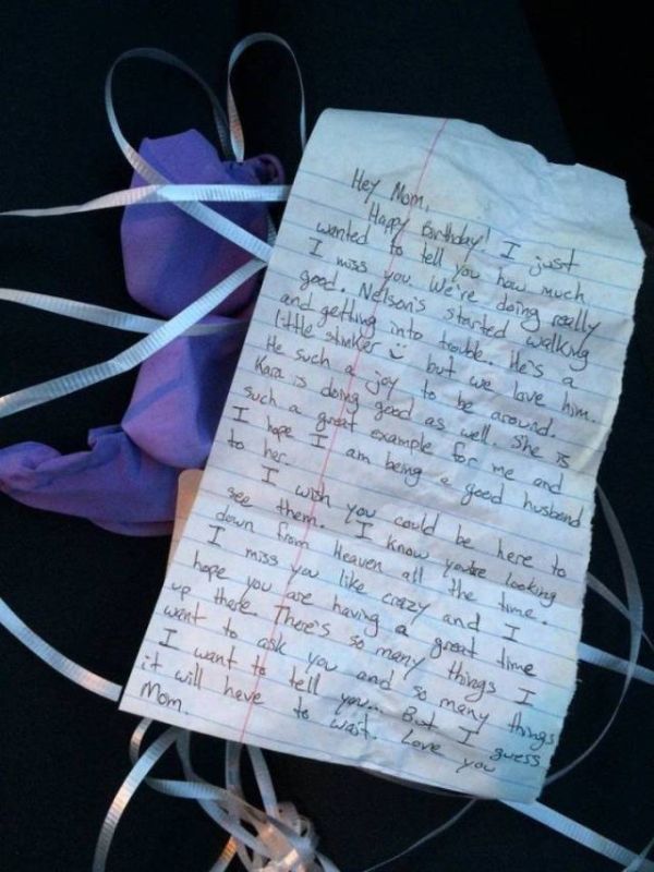Girl Finds Heartwarming Note Meant For Someone In Heaven (3 pics)