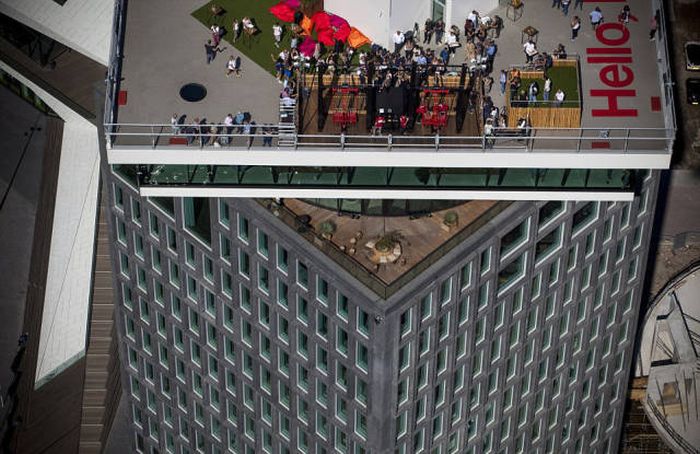 Amsterdam Is Home To One Of The World's Most Terrifying Swings (14 pics)