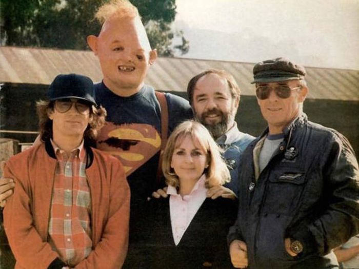 Amazing Behind The Scenes Photos From The Goonies (19 pics)