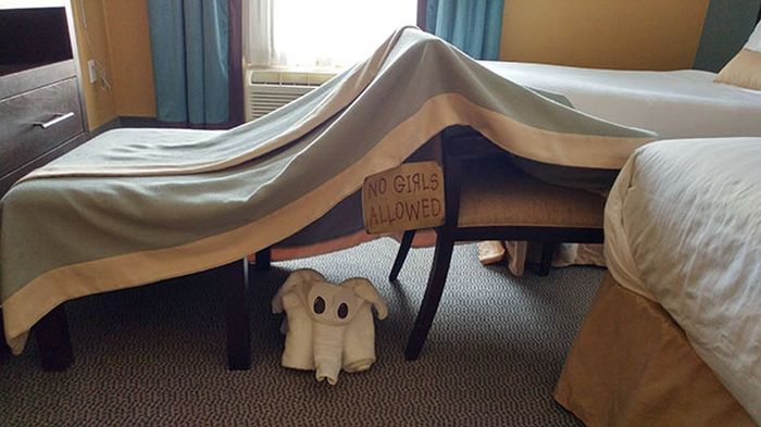 People Who Trolled Hotel Staff With Ridiculous Room Requests (18 pics)