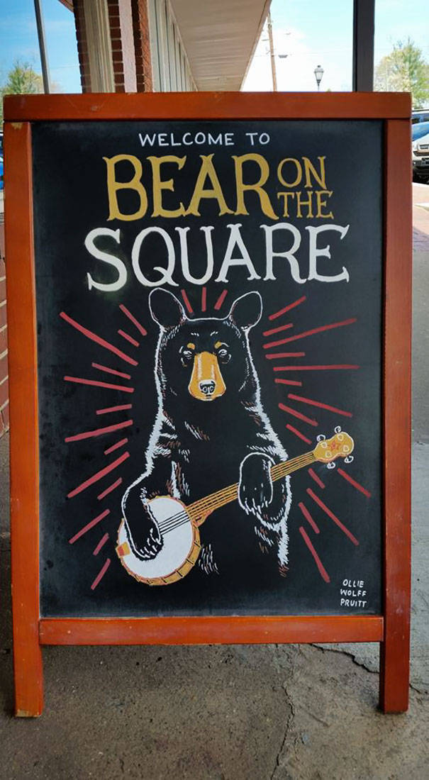 Clever Sidewalk Chalk Signs That Helped A Bar Increase Sales (24 pics)