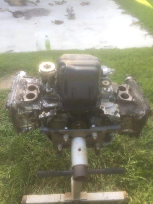 Guy Turns His Smashed Car's Engine Into An Epic Coffee Table (18 pics)