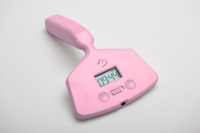 There's A Vibrating Alarm Clock That Wakes Women Up With An Orgasm (3 pics)