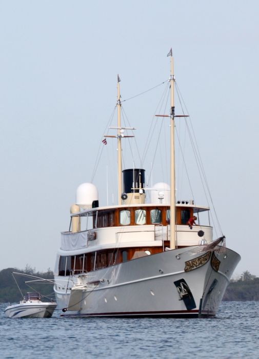 Take A Look Inside Harry Potter Author JK Rowling's Luxury Yacht (9 pics)
