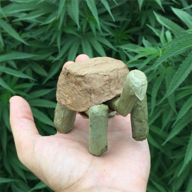 Insane Joints That Are Actually Smokeable (22 pics)