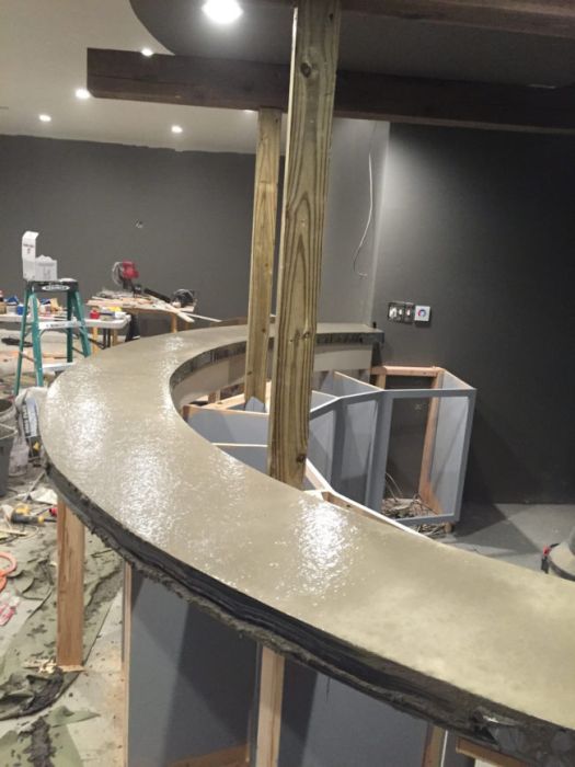 Guy Turns His Empty Basement Into An Awesome At Home Bar (31 pics)