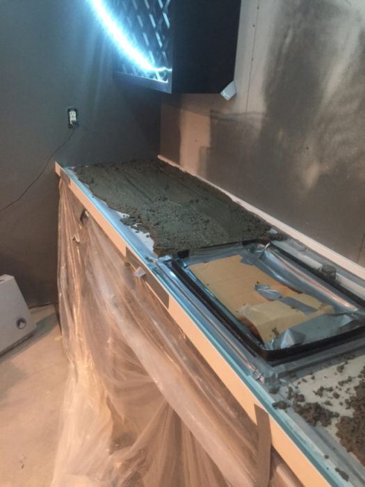 Guy Turns His Empty Basement Into An Awesome At Home Bar (31 pics)