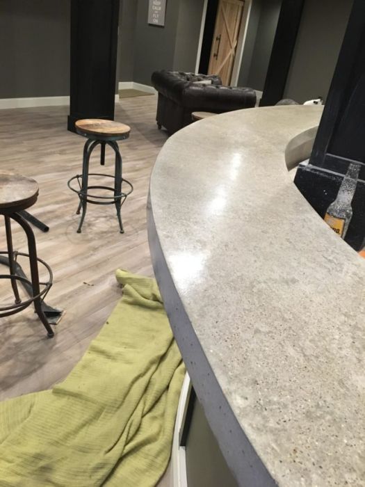 Guy Turns His Empty Basement Into An Awesome At Home Bar (31 pics)
