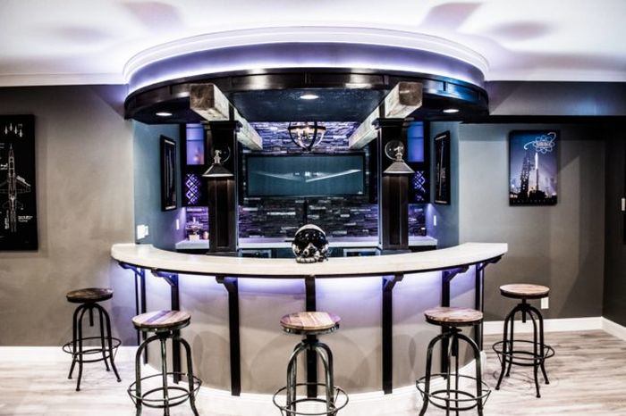 Guy Turns His Empty Basement Into An Awesome At Home Bar (31 pics)
