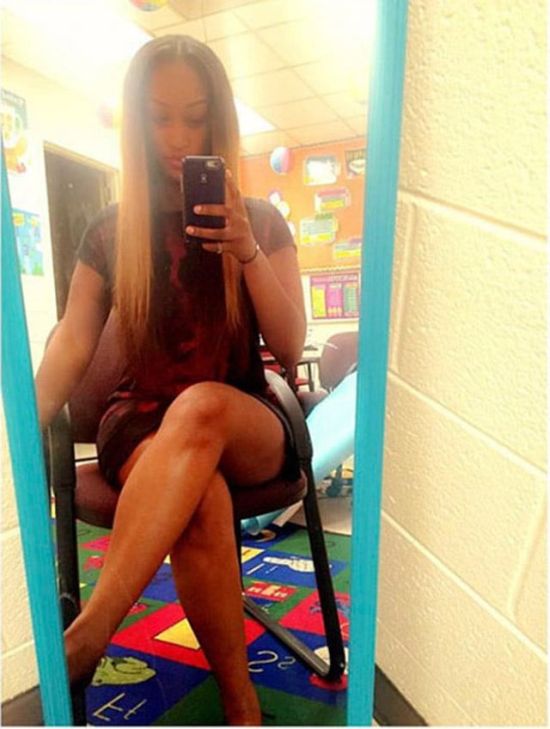 This Teacher Is Getting Shamed For What She Wears In Class (14 pics)