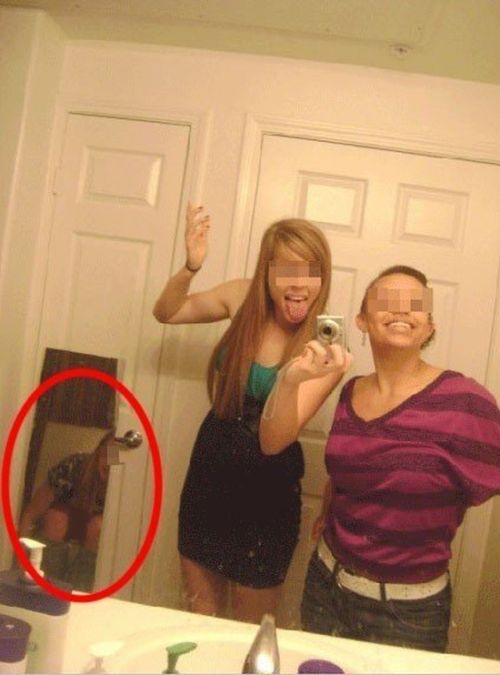 This Is Why You Should Never Take Pictures Near Refelective Surfaces (17 pics)
