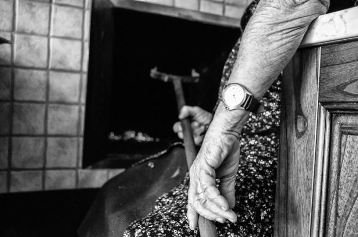 A Day In The Life Of An 83-Year-Old Grandma On The Farm (39 pics)