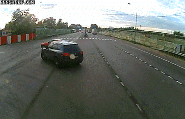 People Who Are Lucky To Be Alive After Staring Death In The Face (20 gifs)