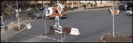 People Who Are Lucky To Be Alive After Staring Death In The Face (20 gifs)