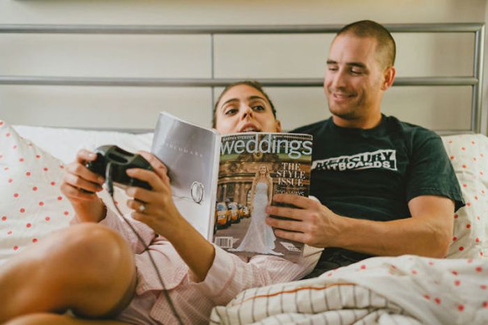 Clever Engagement Photos Are The Best Way To Announce A Wedding (15 pics)