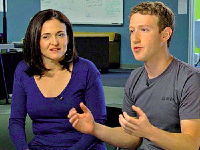 The Story Of How Facebook Went From A Dorm Room To The Top Of The World (33 pics)