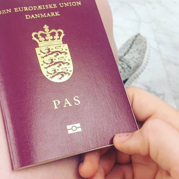 The Best Passports For Traveling Without A Visa (13 pics)