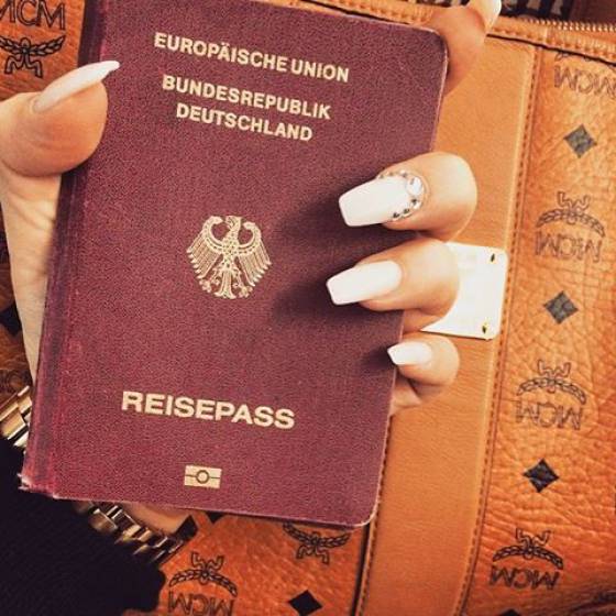 The Best Passports For Traveling Without A Visa (13 pics)